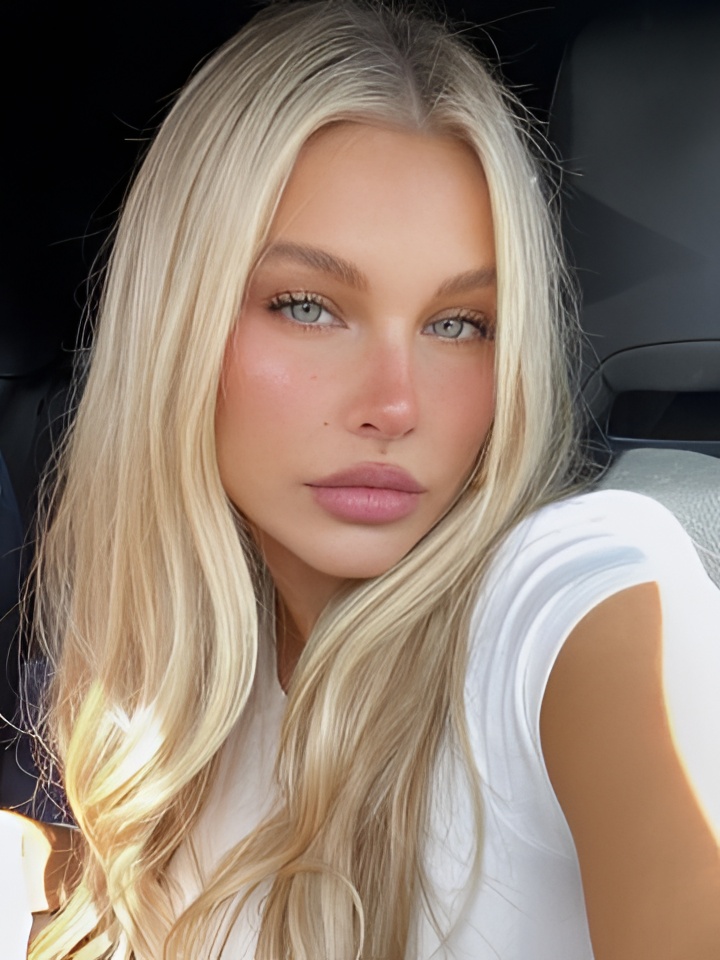 Стефания привлекательная девушка из Кстово цена от 2500 руб