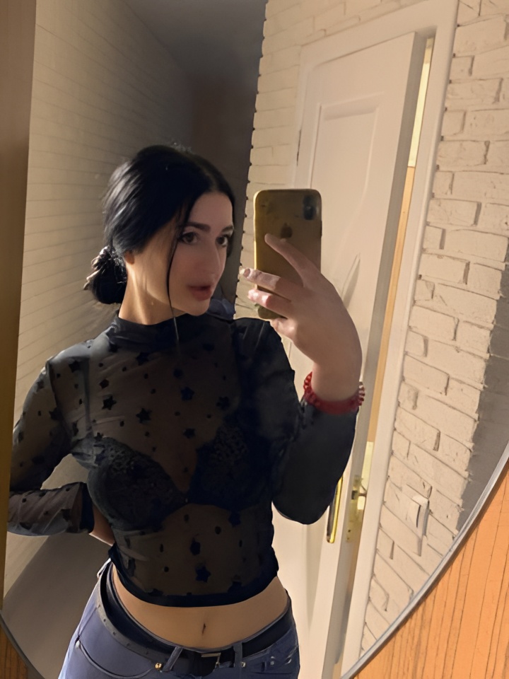 Василиса привлекательная девушка из Кстово цена от 3000 руб